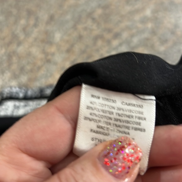 Joie skirt, size small - Picture 8 of 8